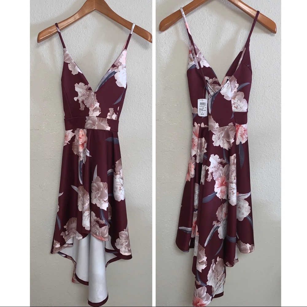 *Nwt* Maroon Floral Windsor Dress